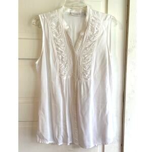 Chico's Size 2 (12 regular) Sleeveless Button Front White Cotton Blouse